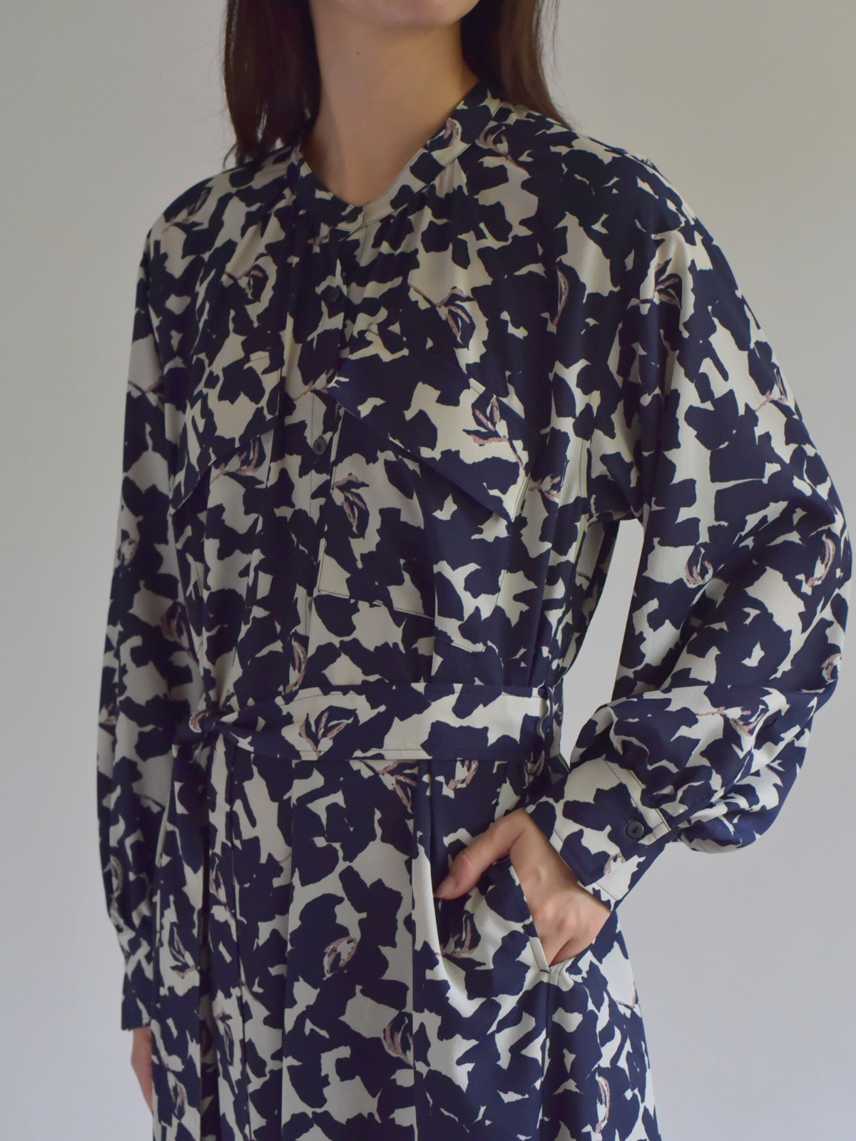 lelill レリル 日本製 ボタニカルデシンシャツワンピース