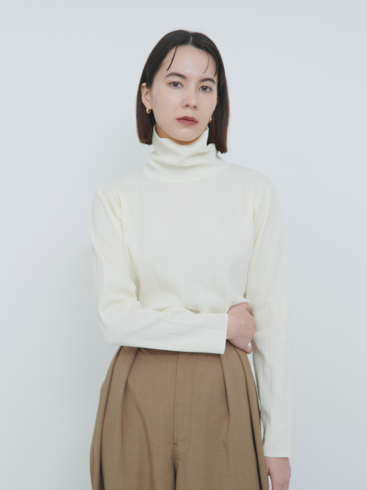 lelill レリル ハイテクワイドリブタートルニット