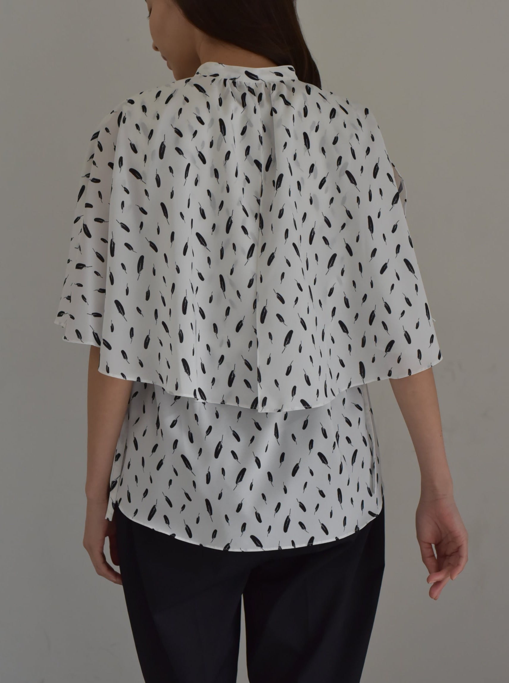 lelill レリル ケープノースリーブブラウス