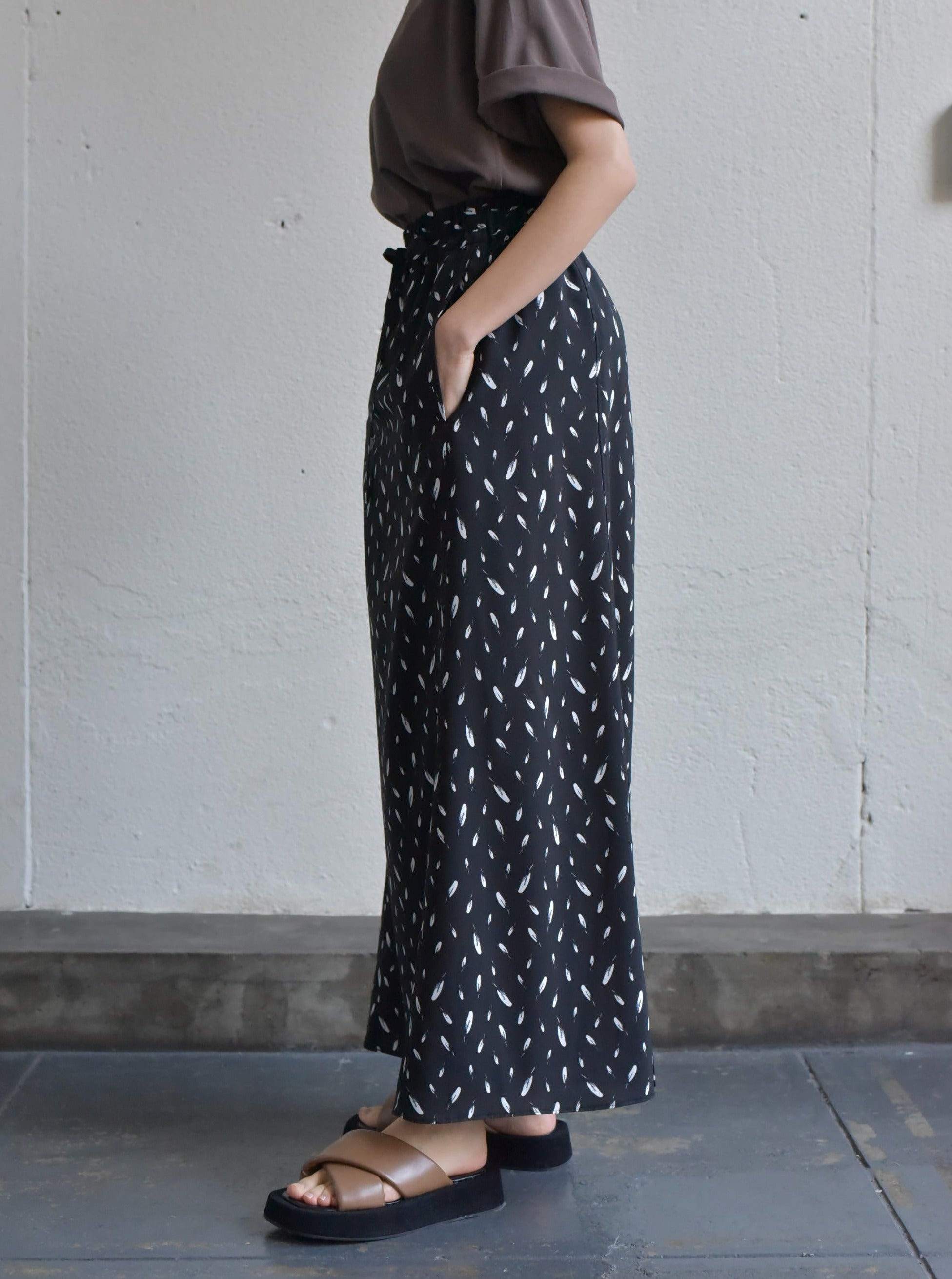 lelill レリル イージーフレアースカート