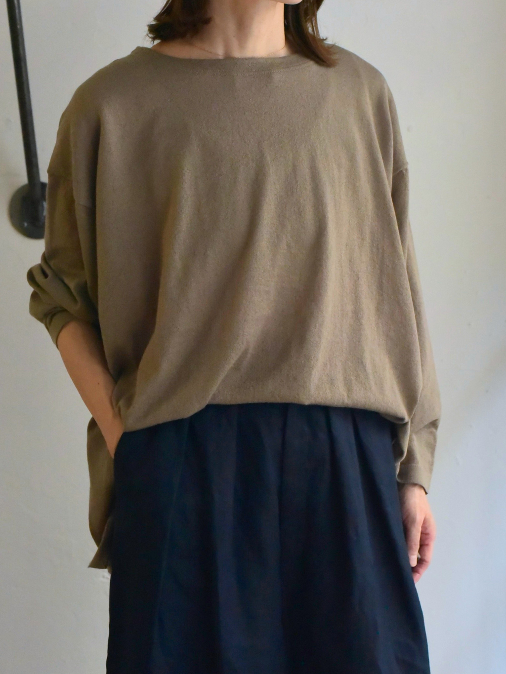 lelill レリル ハイテクFLUFFYプルオーバー（オーバーサイズ）