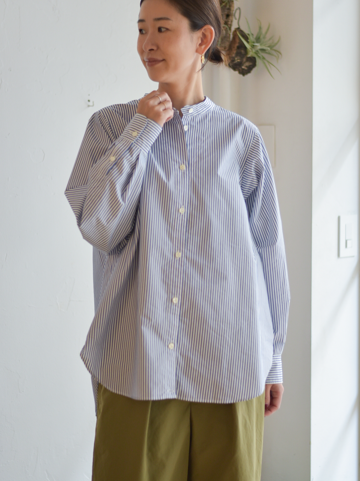 1009(どうぐ)POINT対象｜【直営店限定】lelill レリル オーガニックタイプライターフレアーシャツ