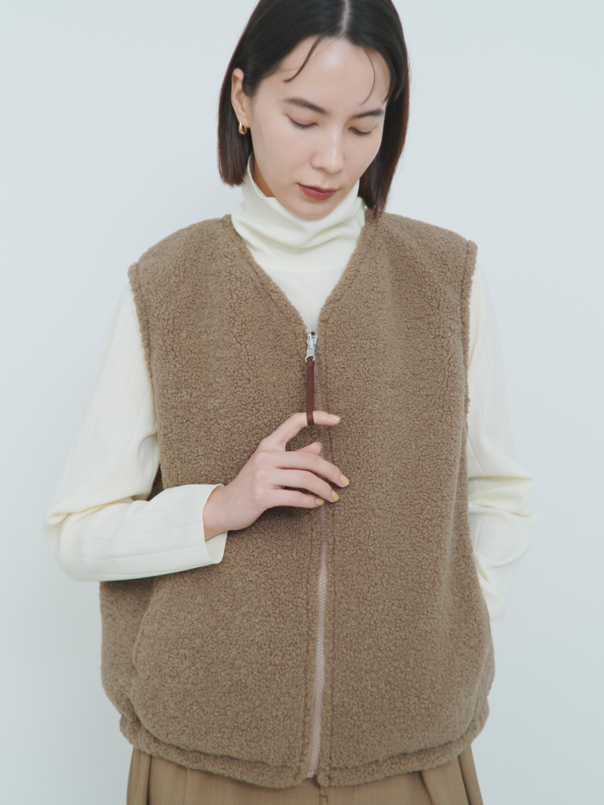 lelill レリル　ハイテクワイドリブタートルニット