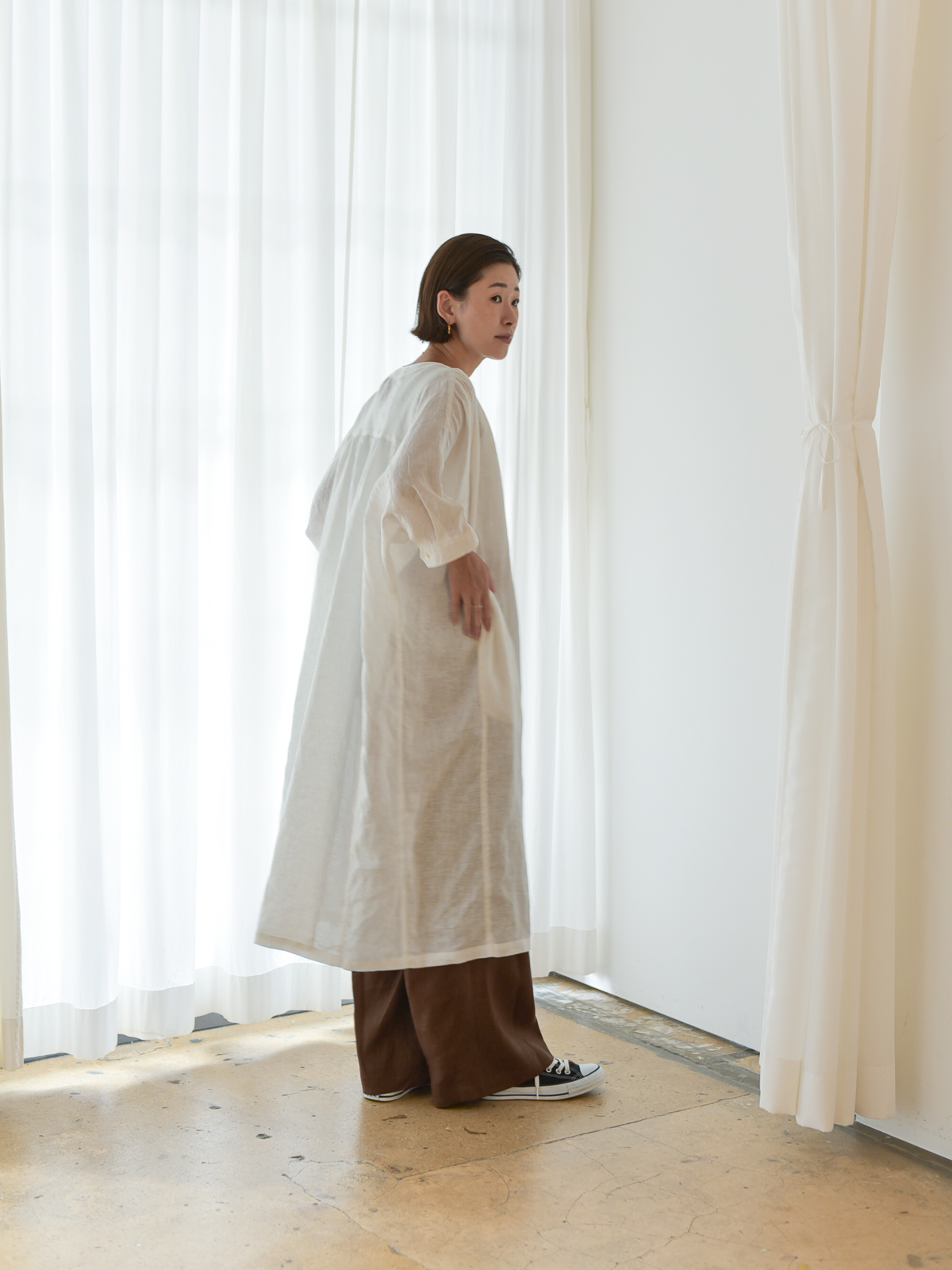 希少✨人気　ルネ　リネン　ティアードワンピース　近年モデル　白襟　チュールレース lelill レリル リネン チルシャツ ワンピース